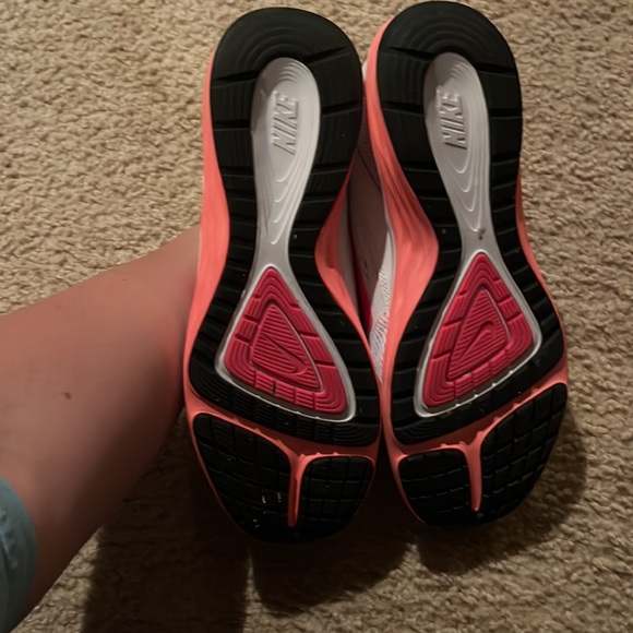 Nike Sneakers - Picture 4 of 4